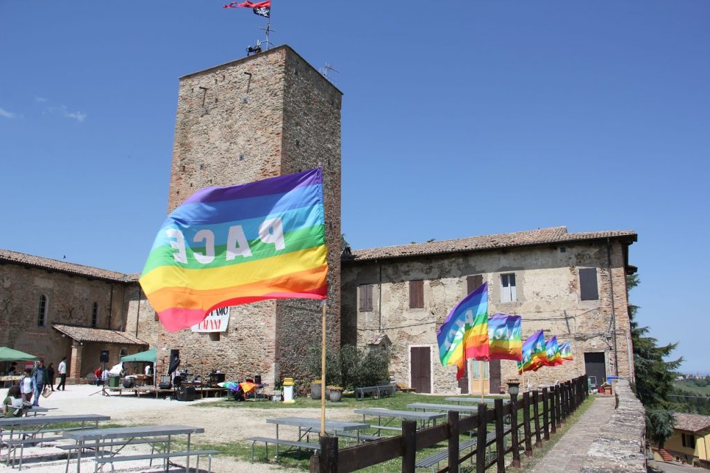 Il castello, la comunità, Ilario Fioravanti e la Casa dell’Upupa